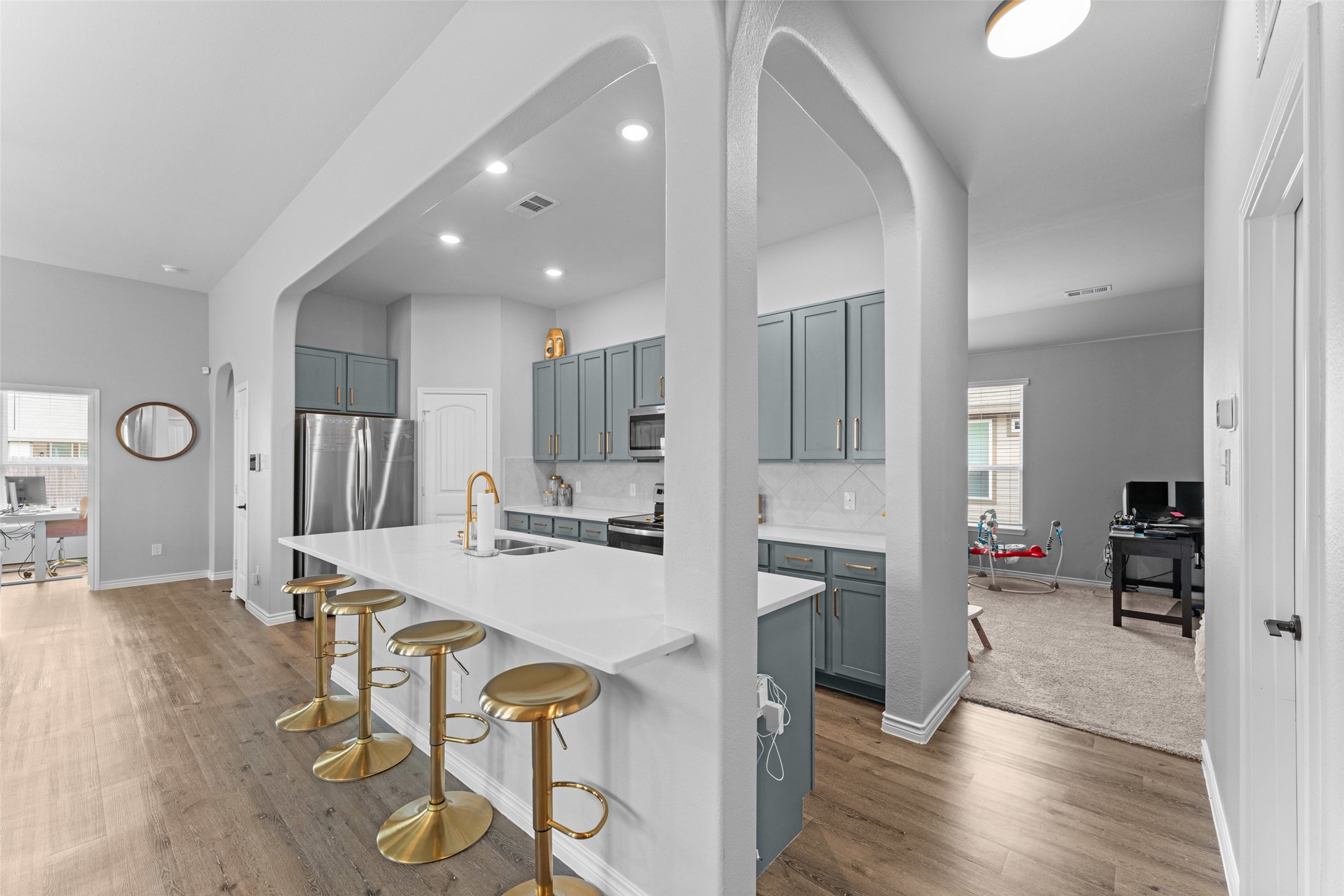 1412 Inks Drive