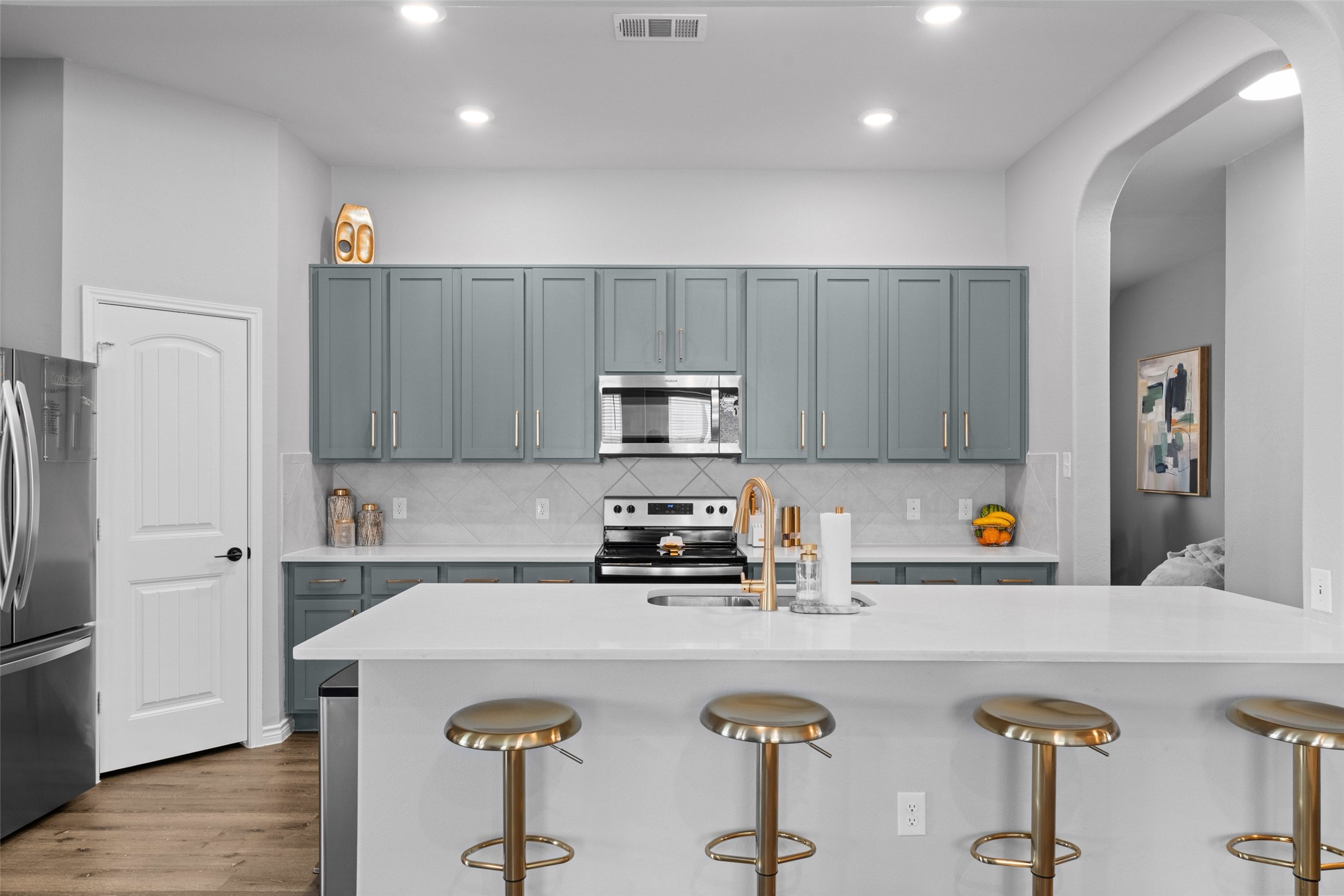 1412 Inks Drive