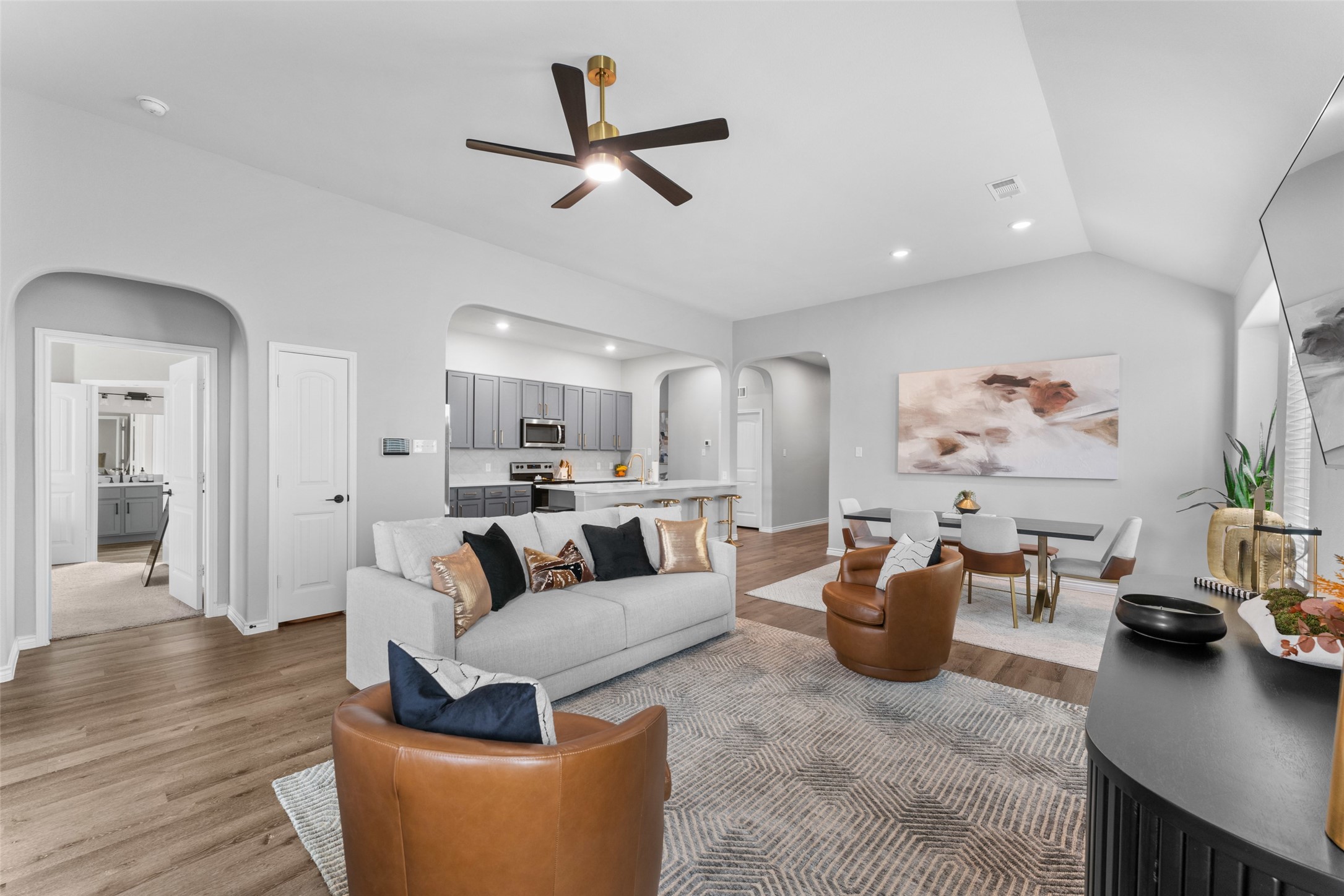 1412 Inks Drive