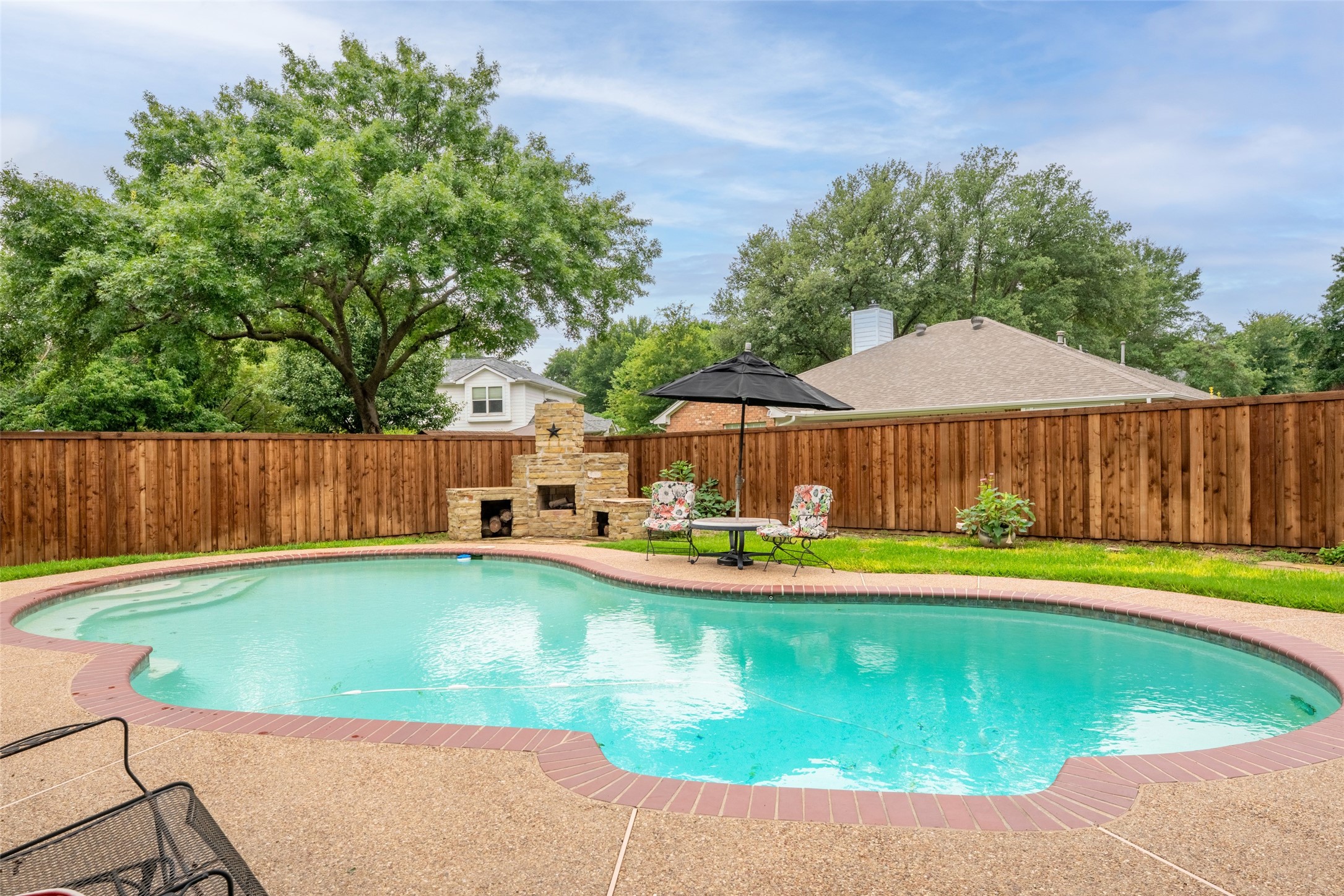 2713 Laurel Hill Drive
