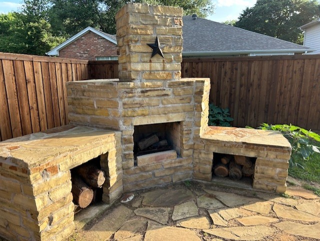 2713 Laurel Hill Drive