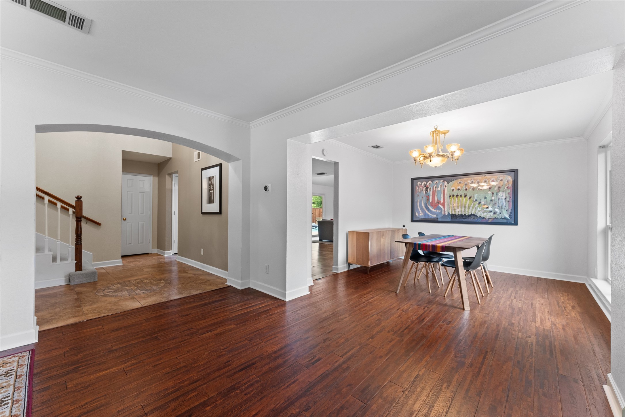 2713 Laurel Hill Drive