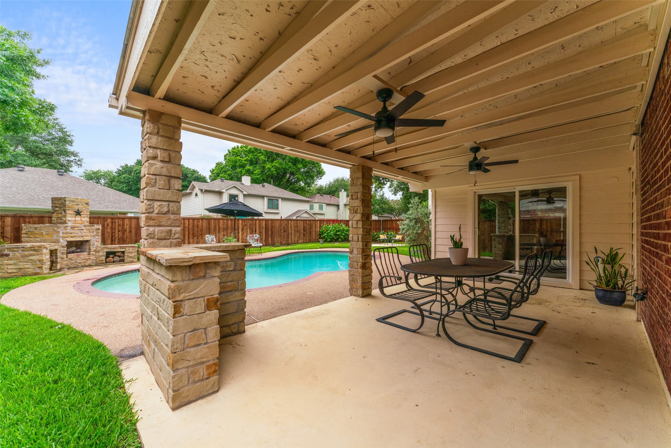 2713 Laurel Hill Drive