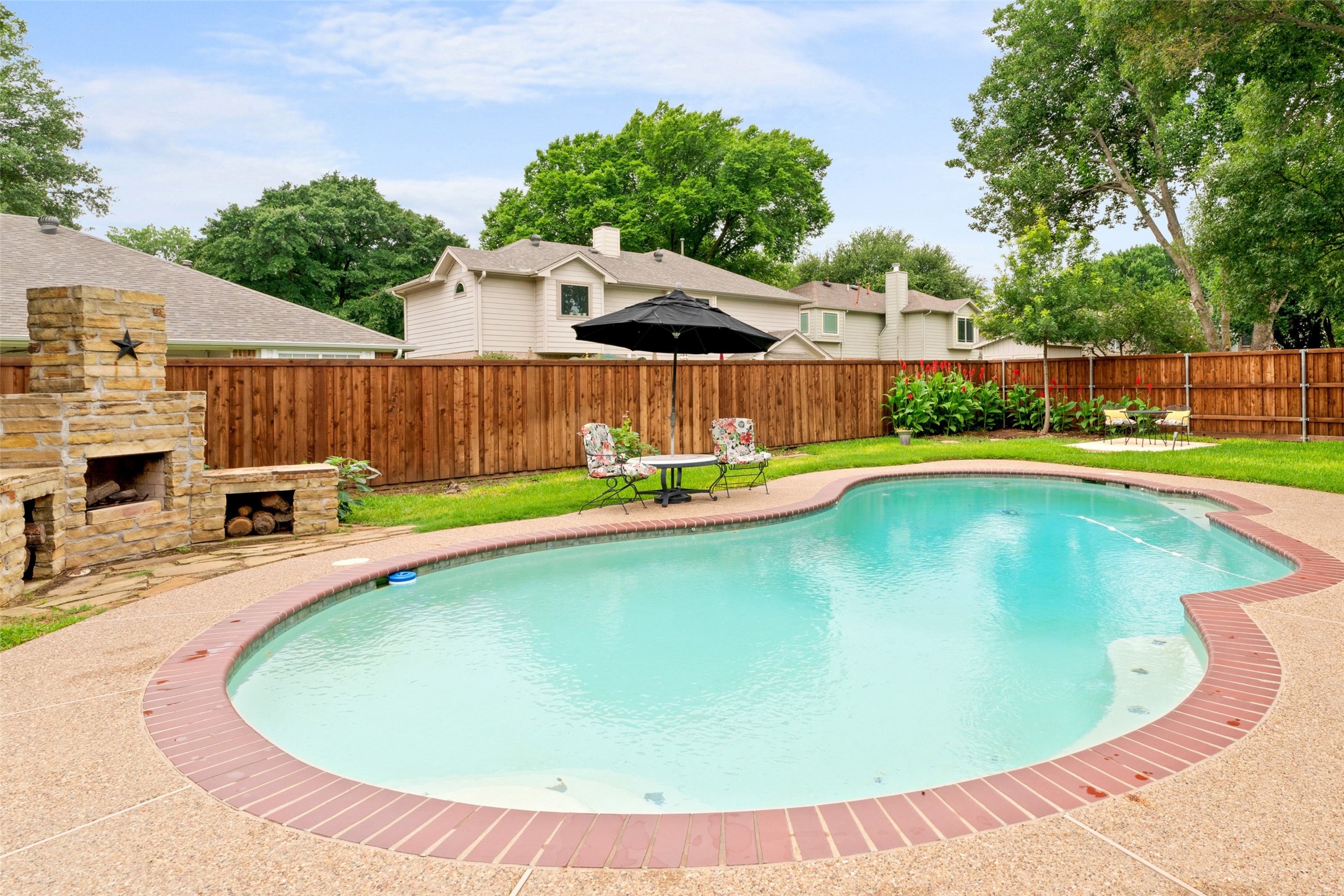 2713 Laurel Hill Drive