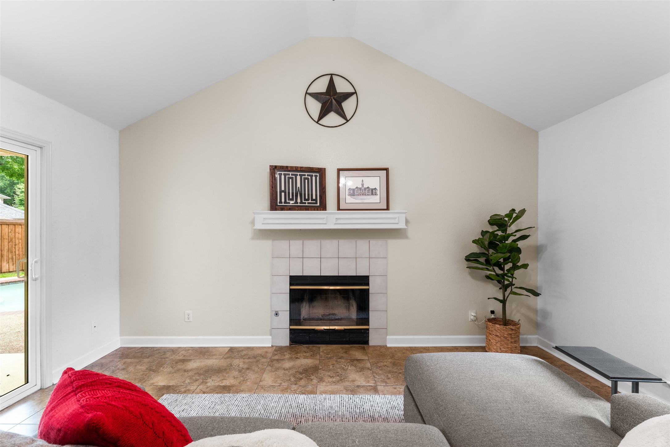 2713 Laurel Hill Drive