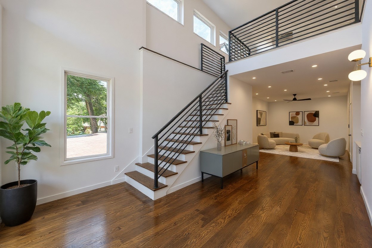 3110 W Jefferson Boulevard