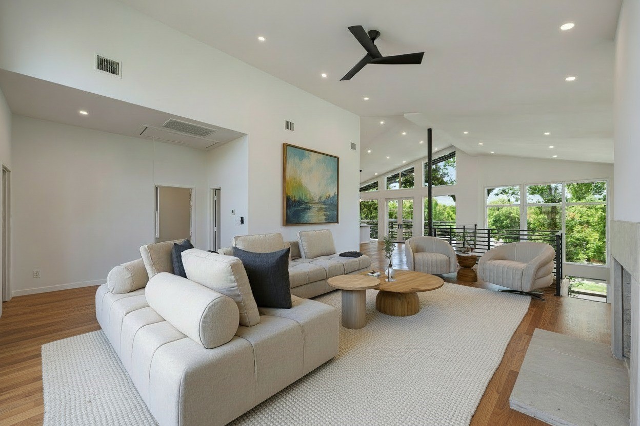 3110 W Jefferson Boulevard