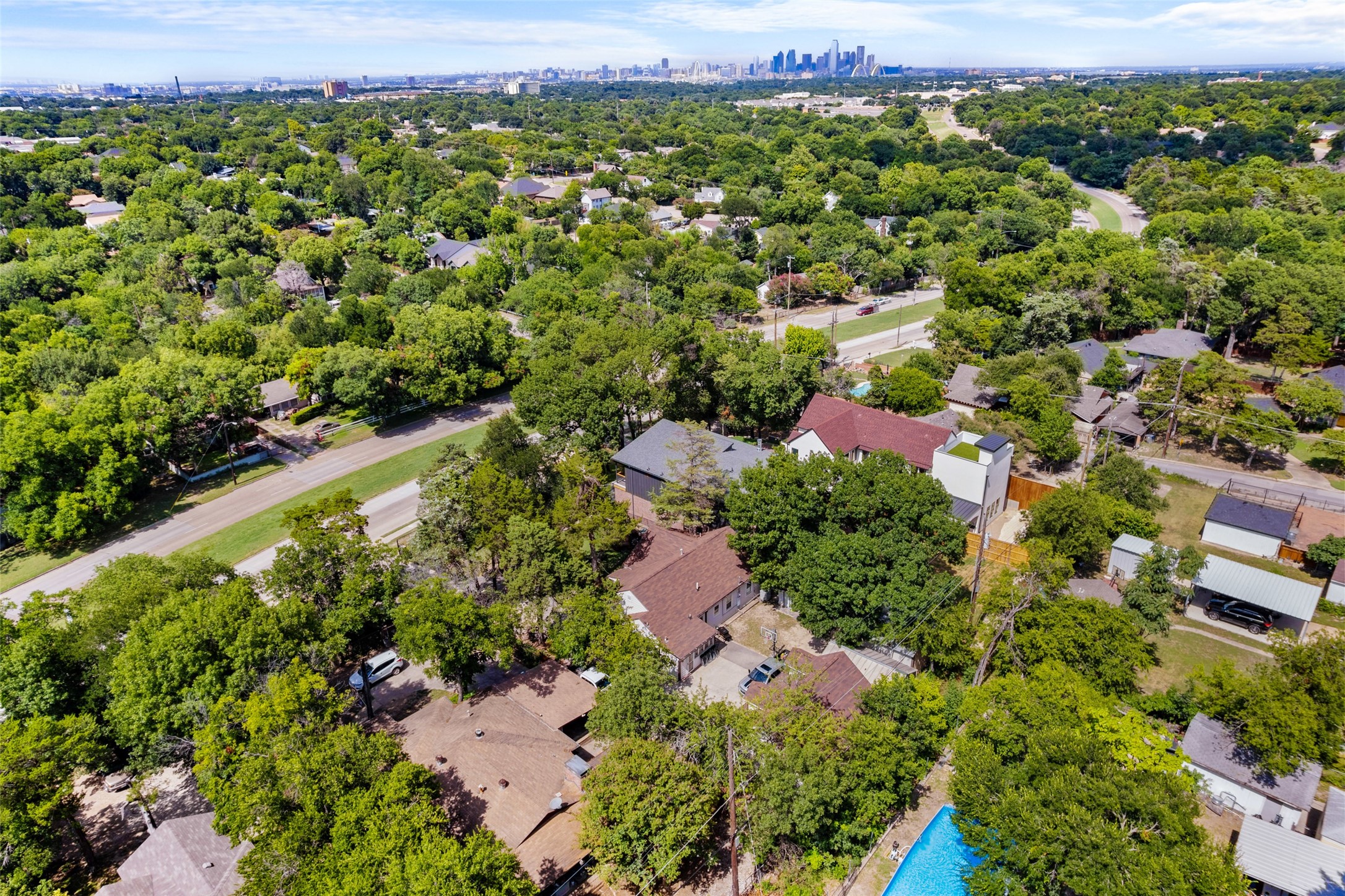 3110 W Jefferson Boulevard