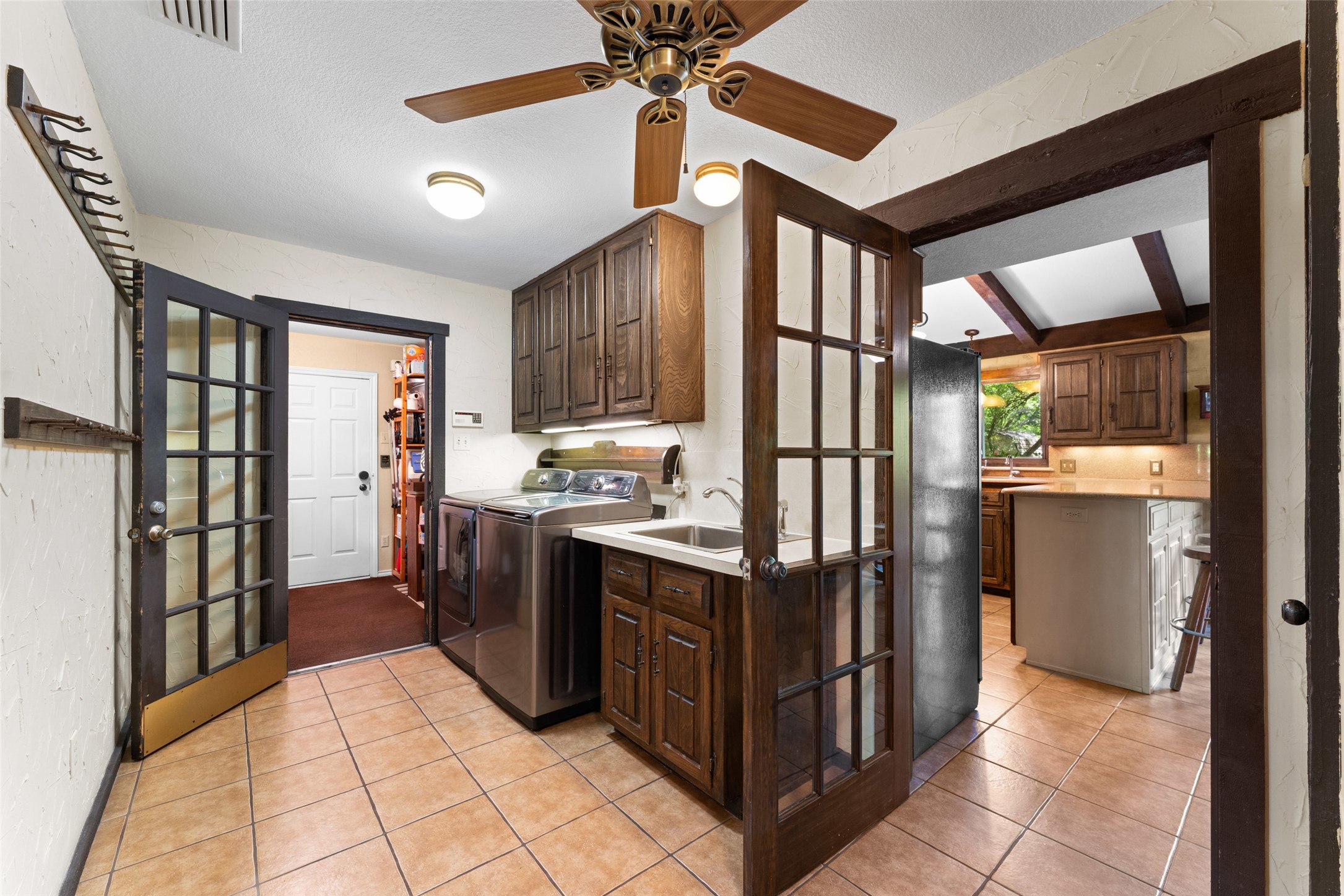 1110 Green Valley