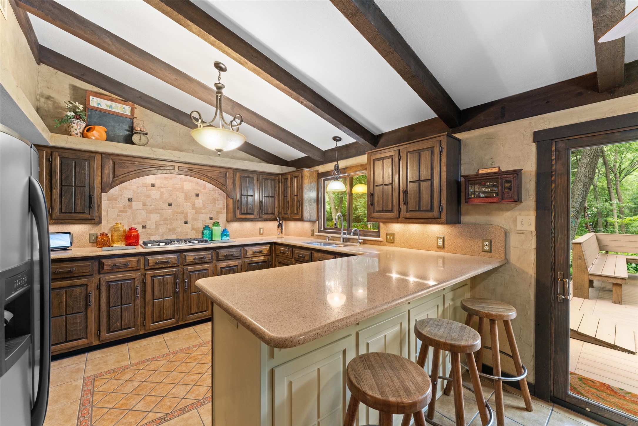 1110 Green Valley