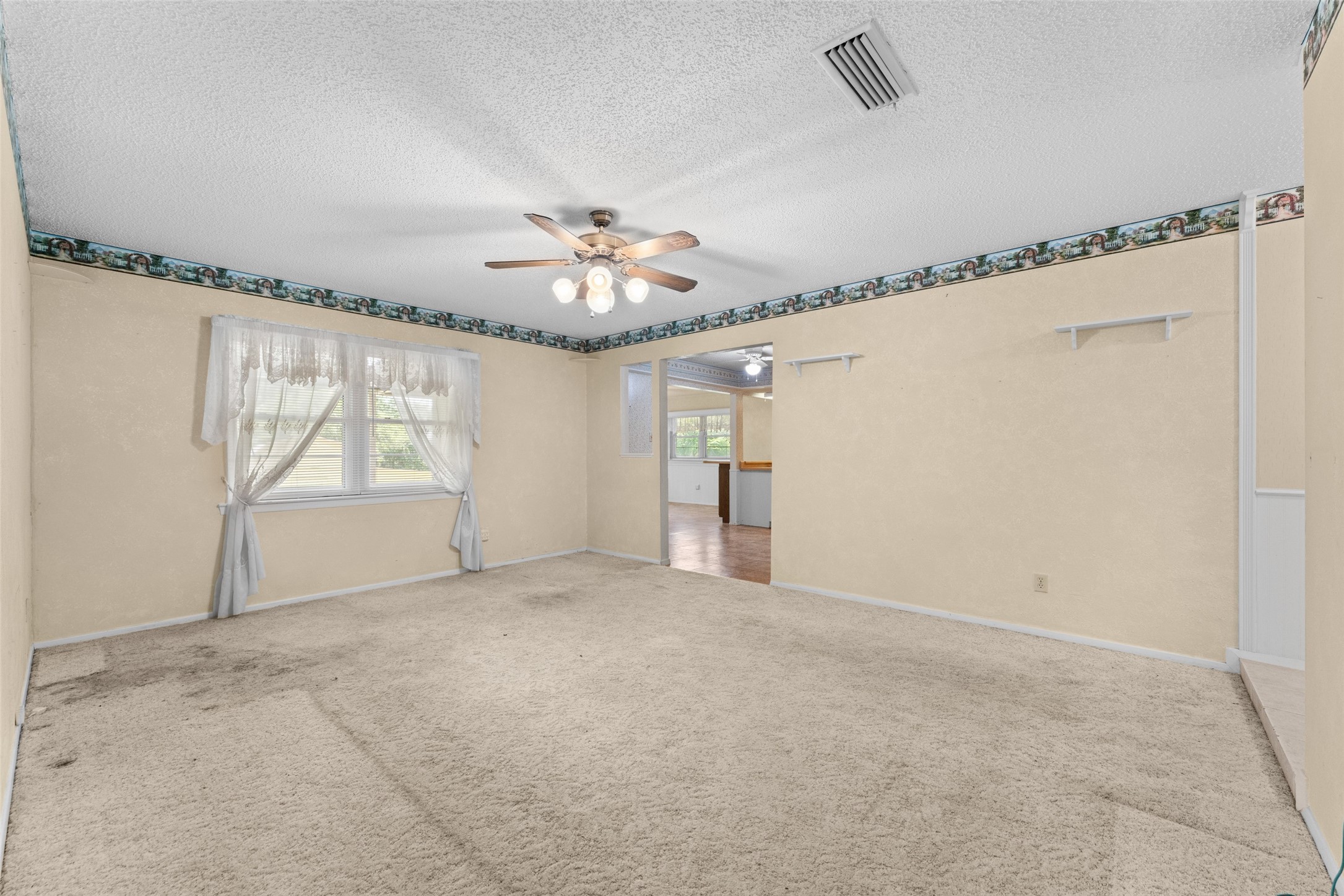 438 Parkview Drive