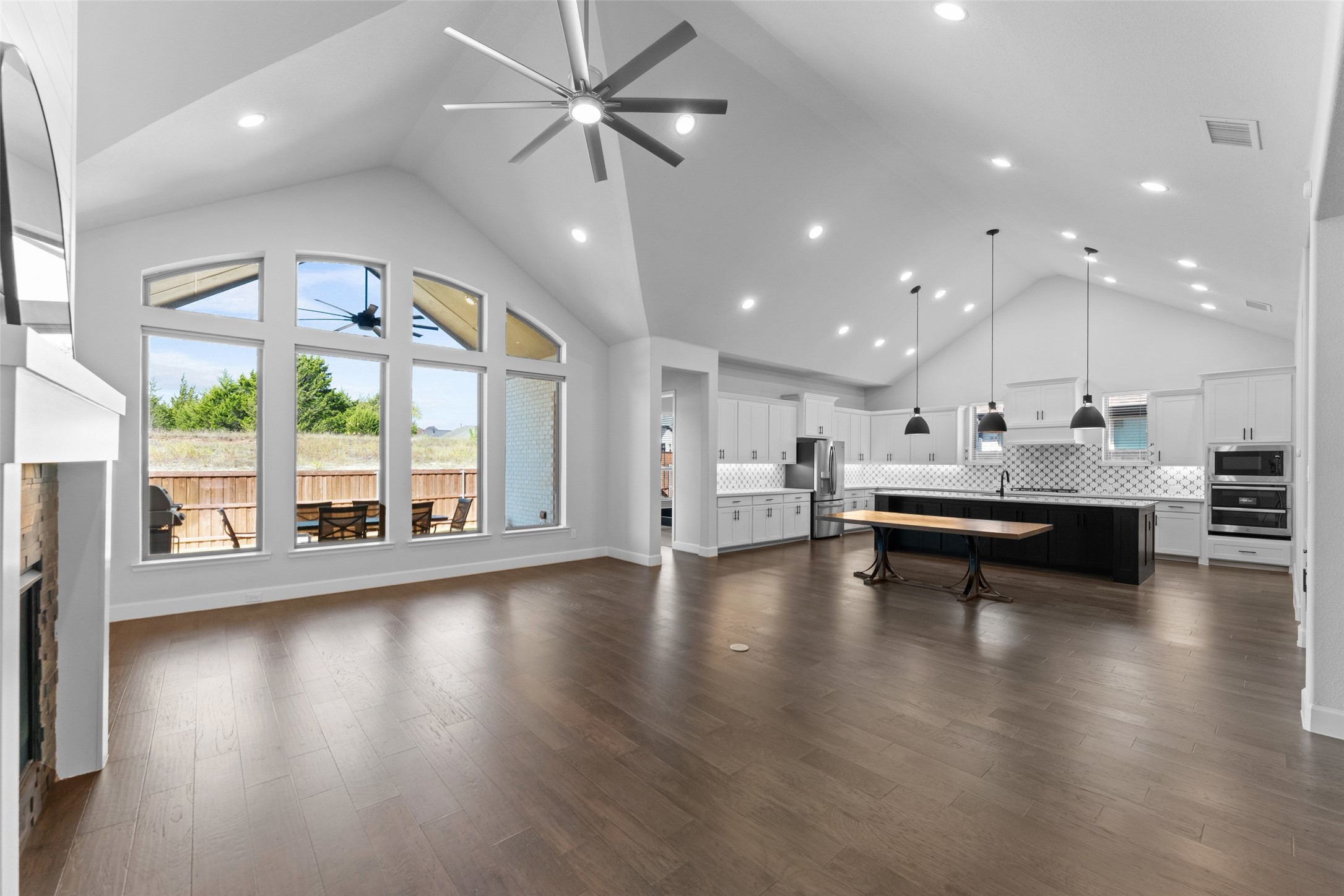 2609 Sibley Drive