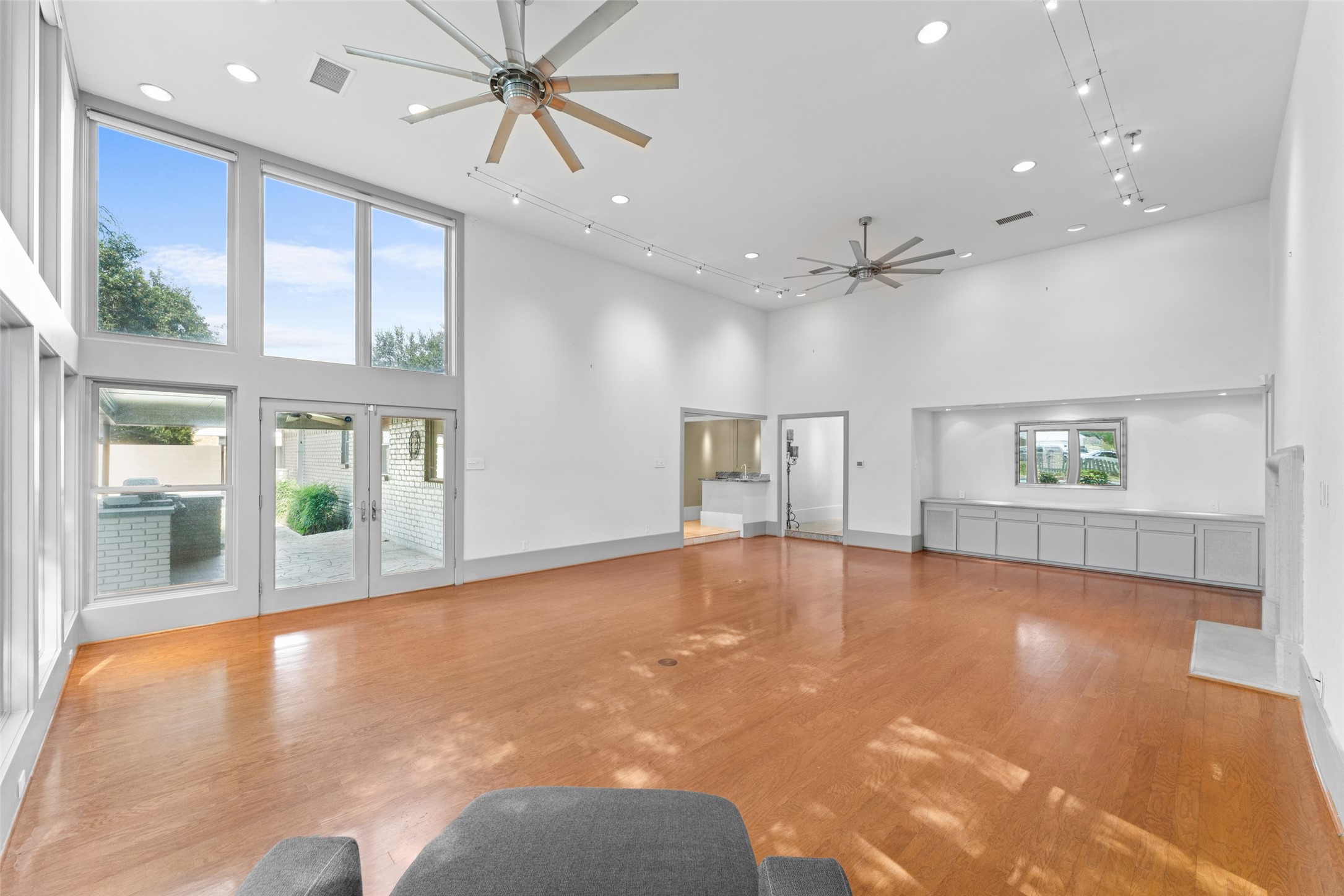 1115 S Greenstone Lane