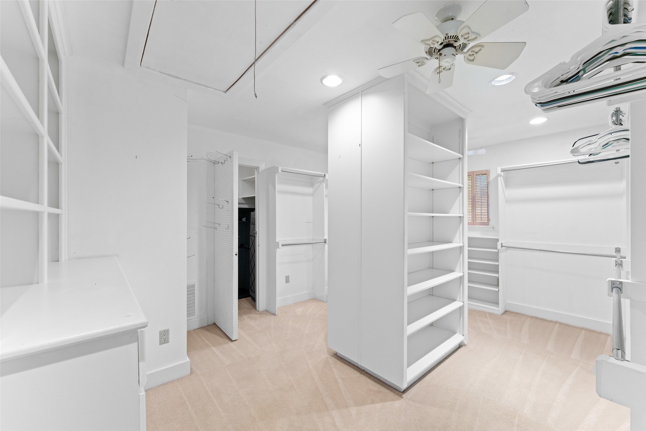 1115 S Greenstone Lane