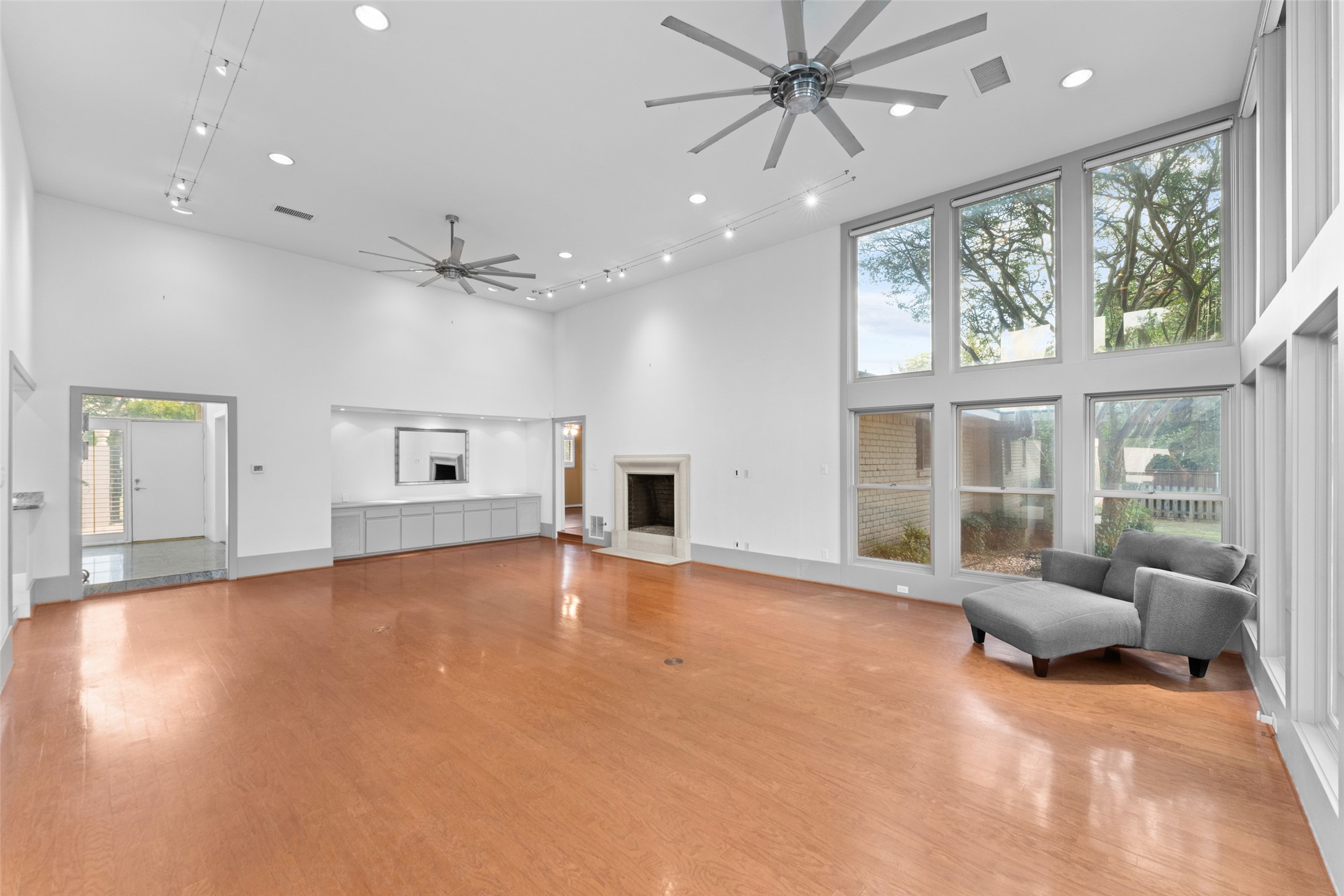 1115 S Greenstone Lane