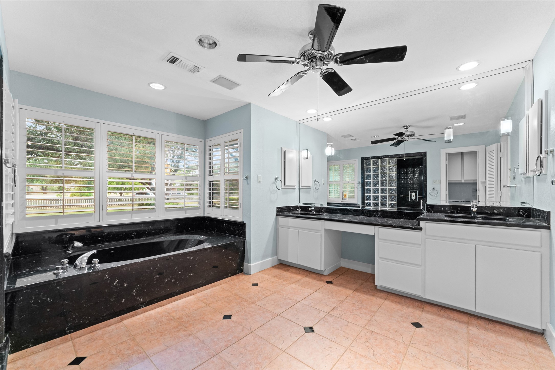 1115 S Greenstone Lane