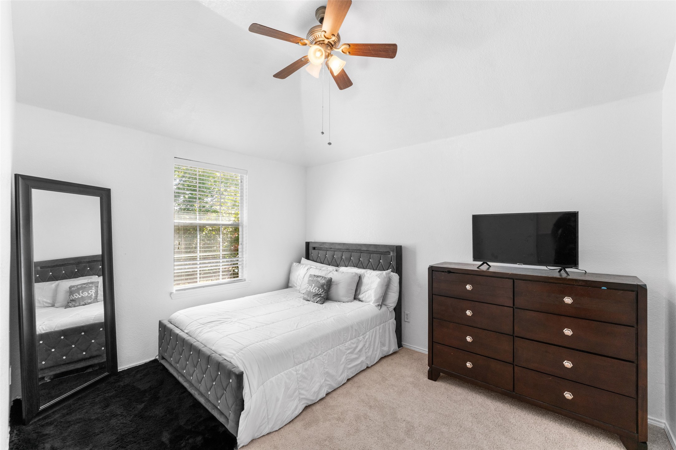 1104 San Antonio Drive
