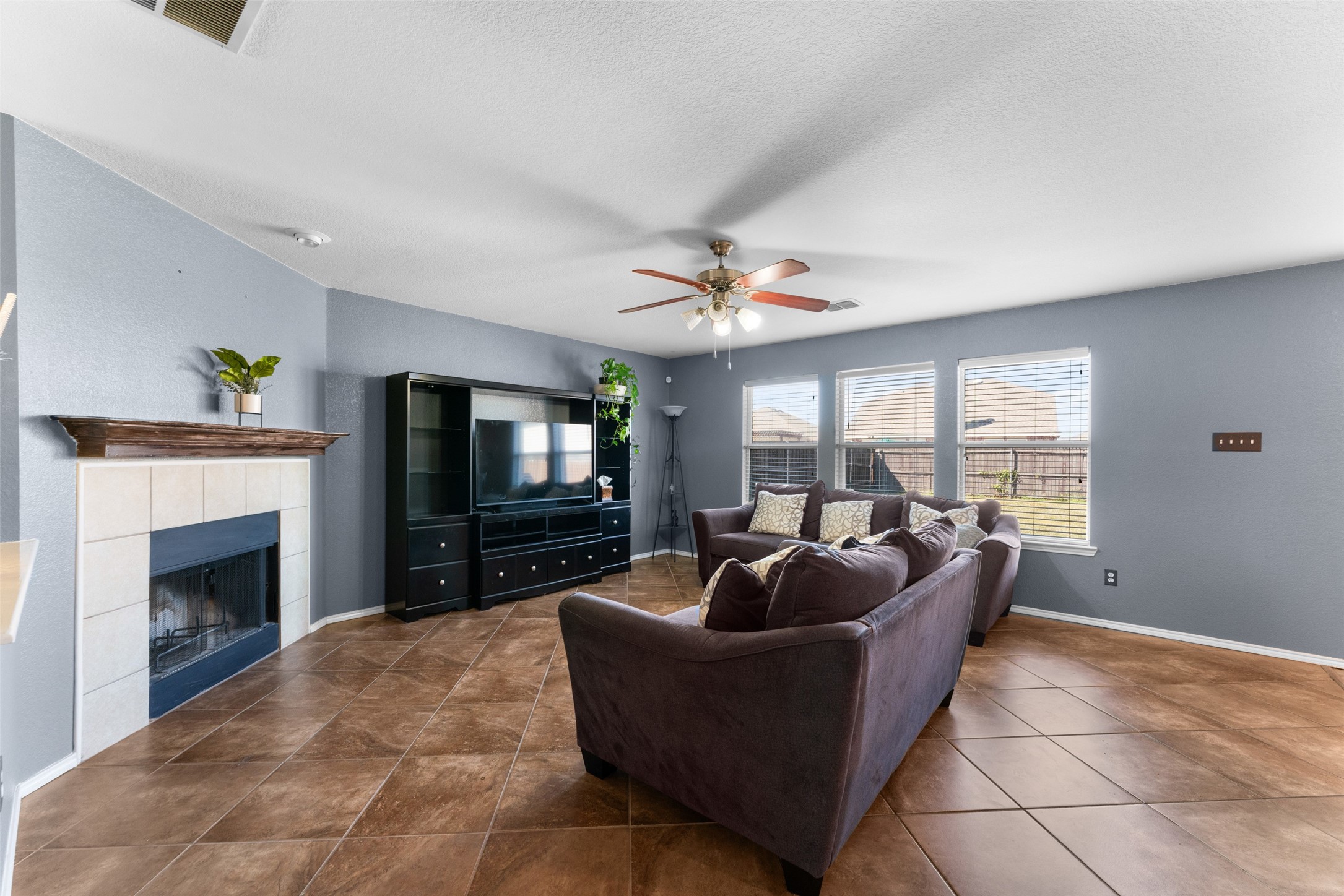 1104 San Antonio Drive
