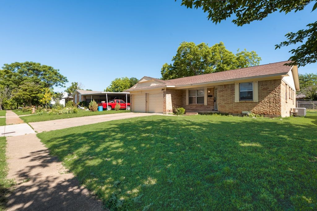 311 Azalea Lane
