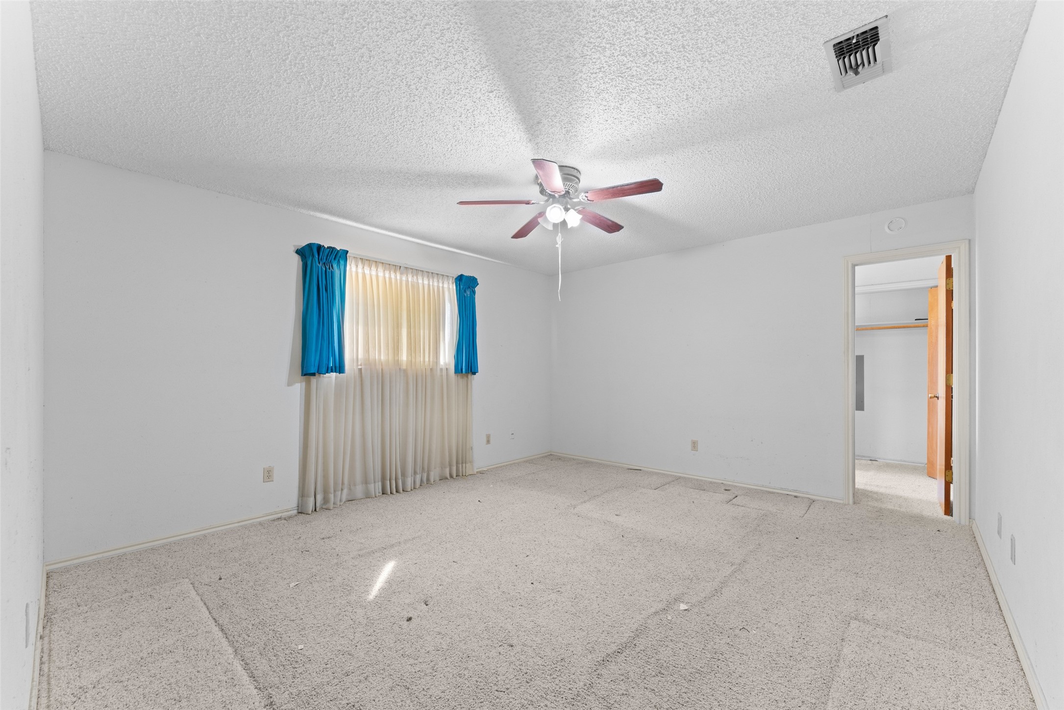 602 Cardinal Drive