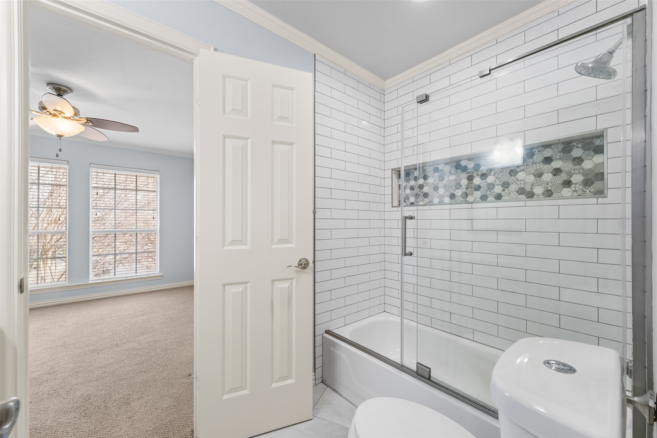 1030 Stratford Place