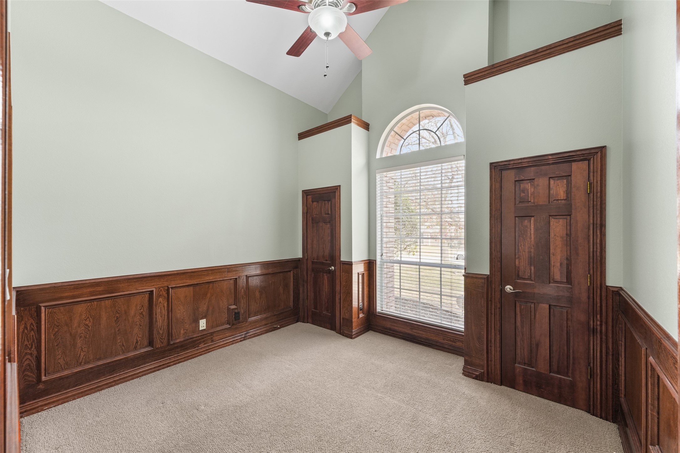 1030 Stratford Place