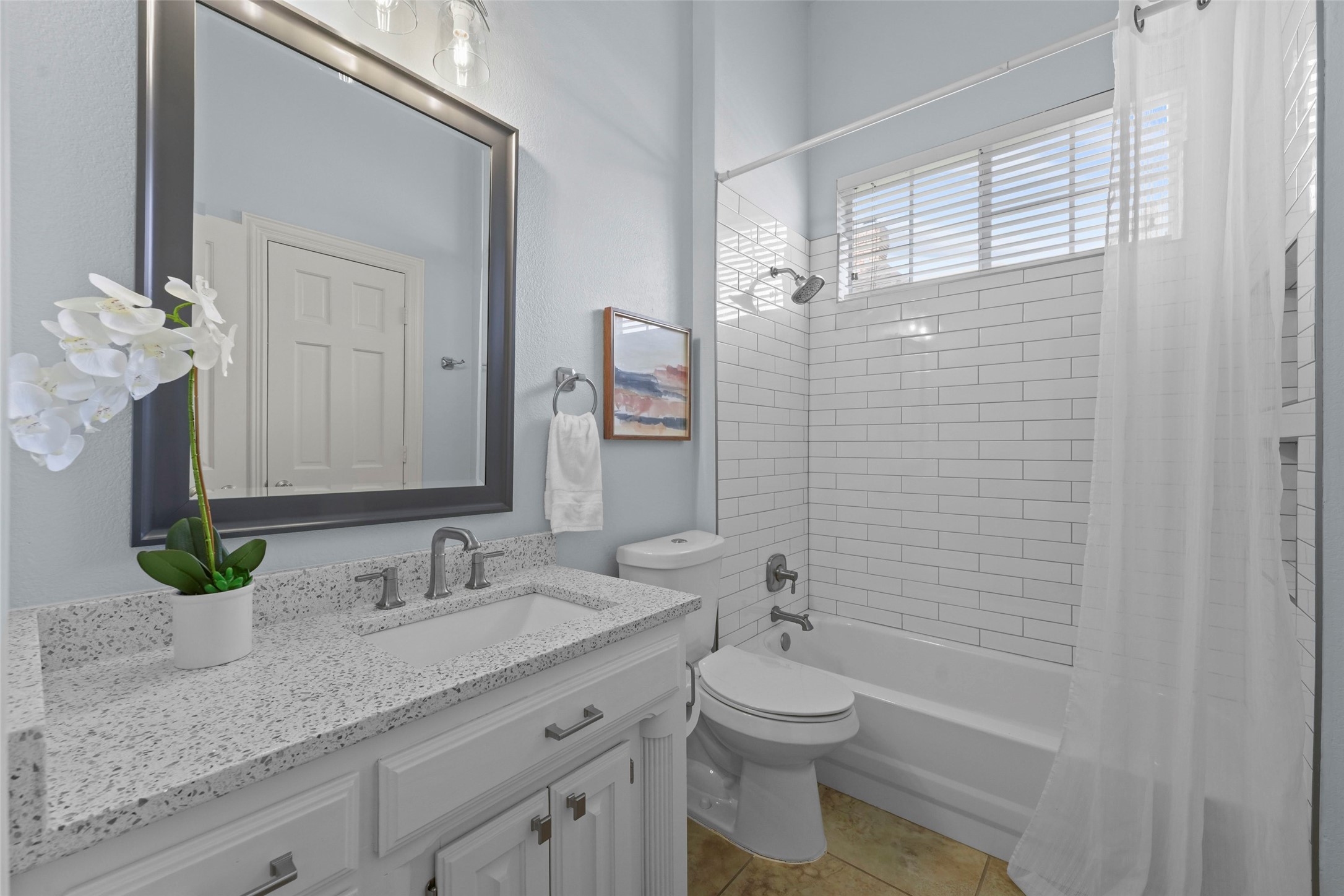 1030 Stratford Place