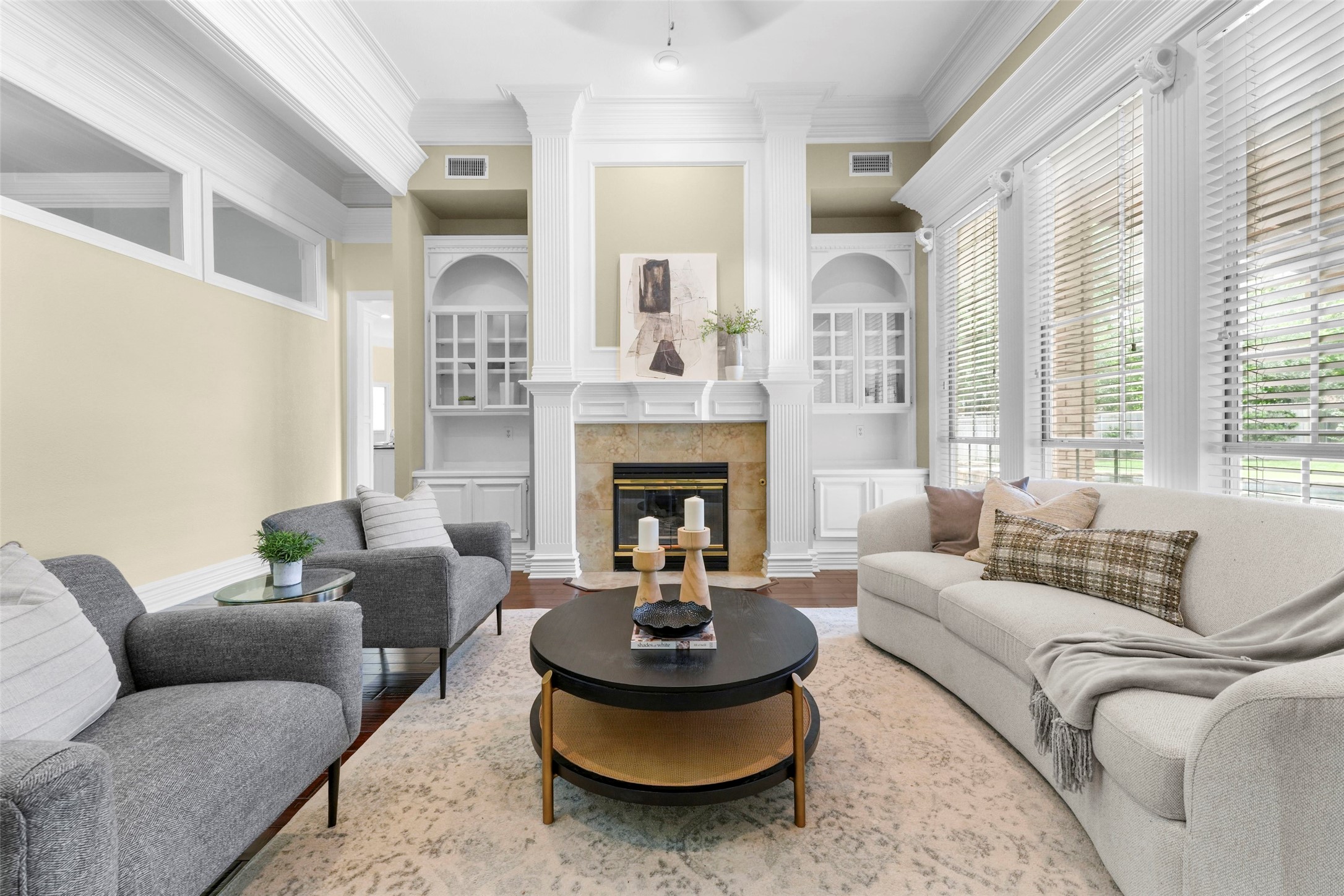 1030 Stratford Place