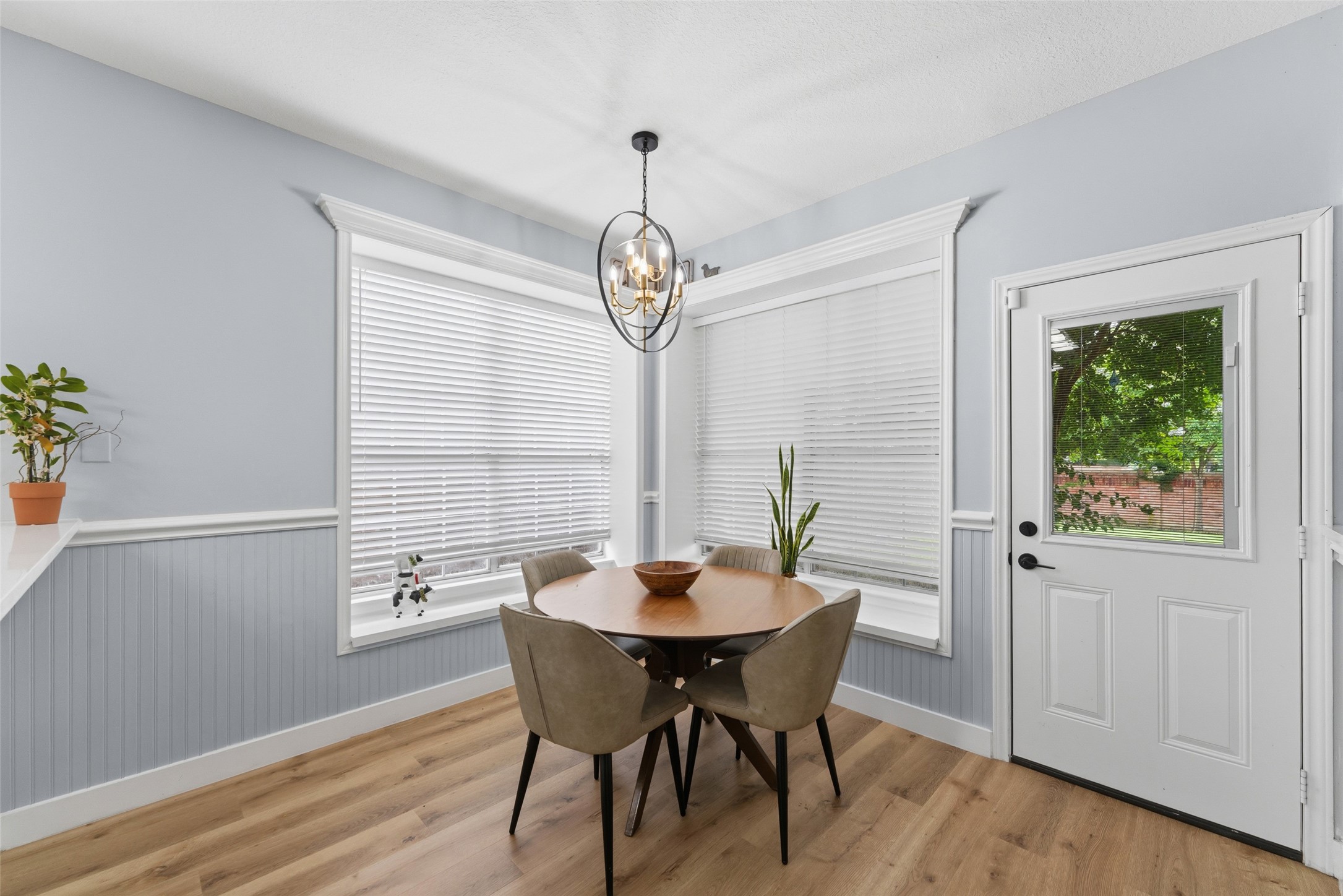 709 Tealwood