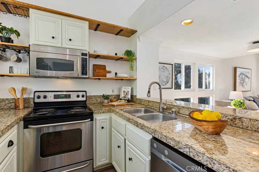 20371 Bluffside Circle B401