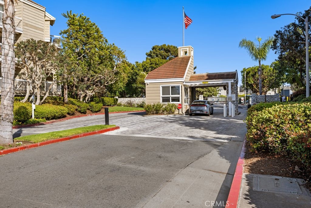 20371 Bluffside Circle B401