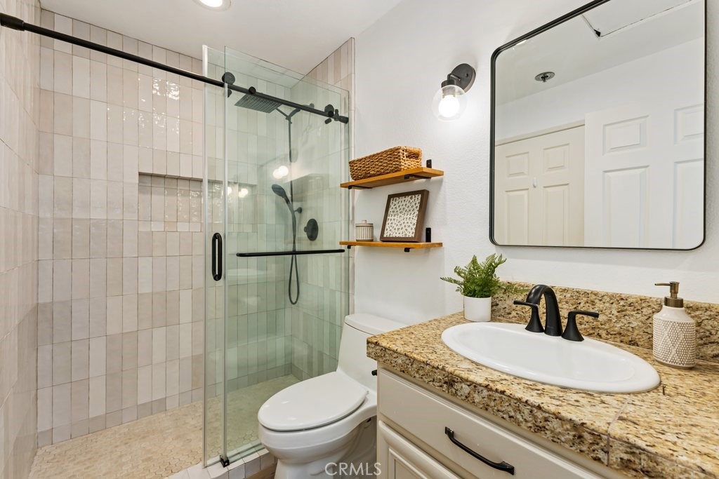 20371 Bluffside Circle B401