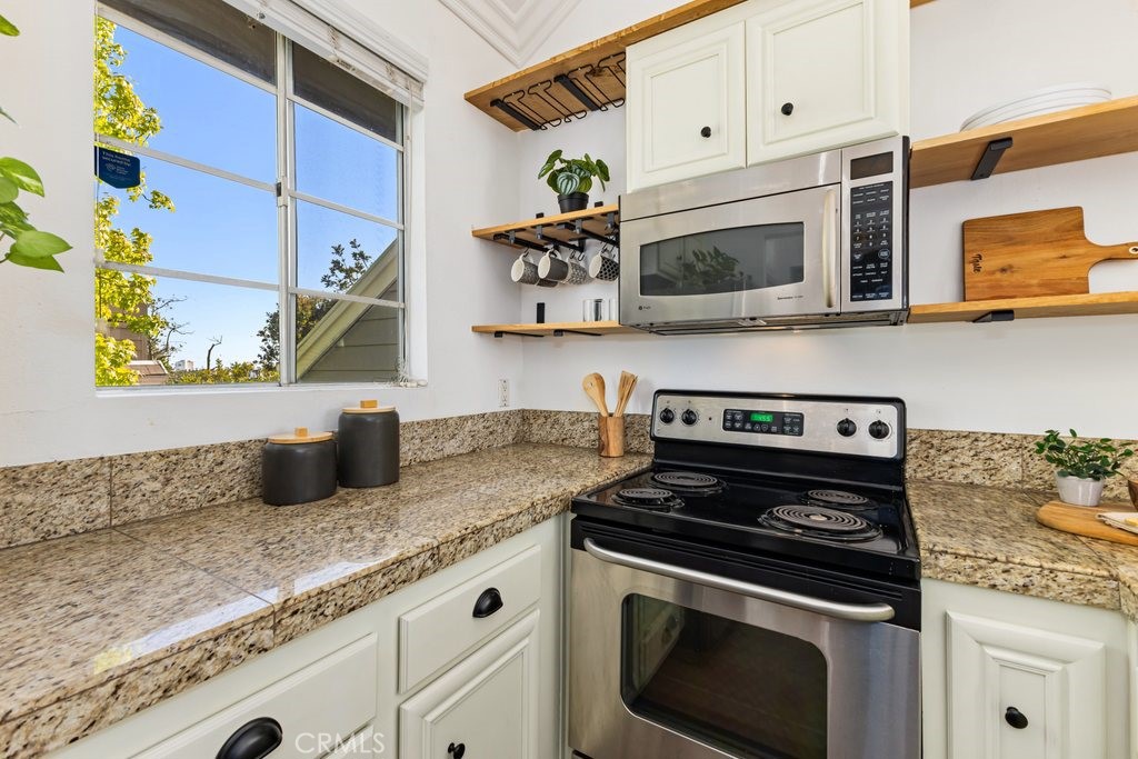 20371 Bluffside Circle B401