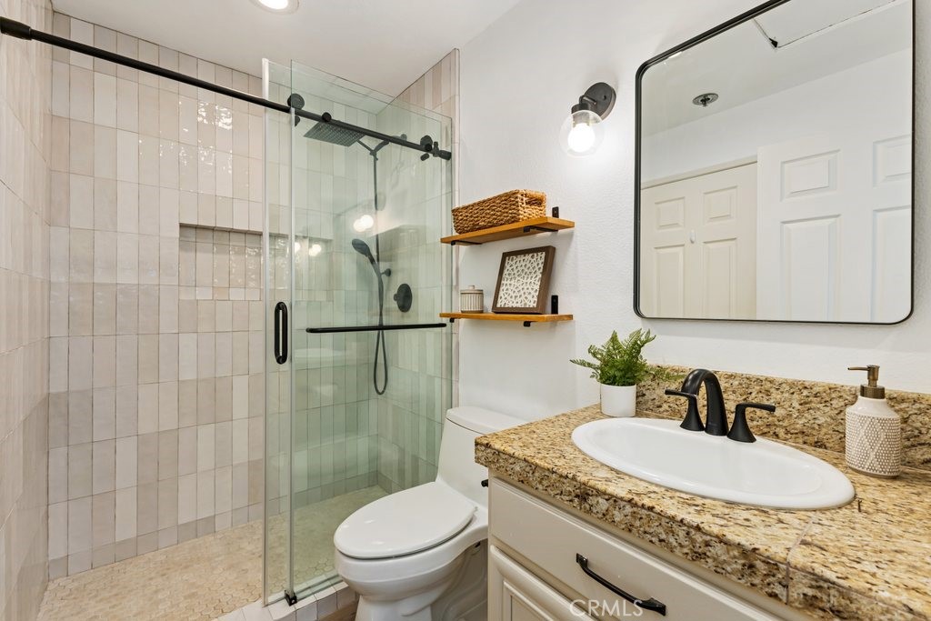 20371 Bluffside Circle B401