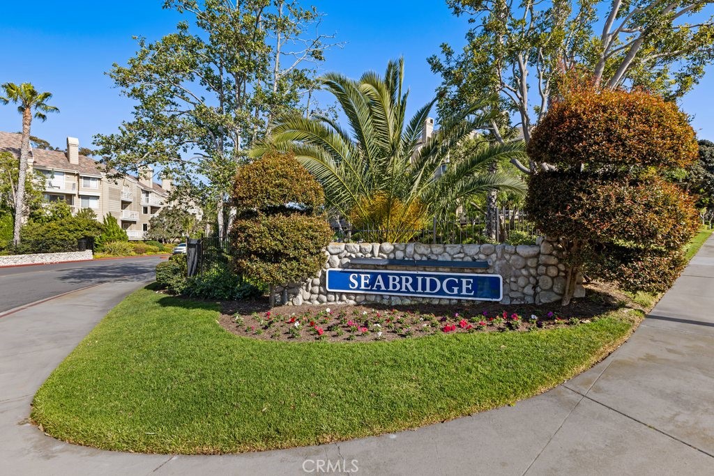 20371 Bluffside Circle B401