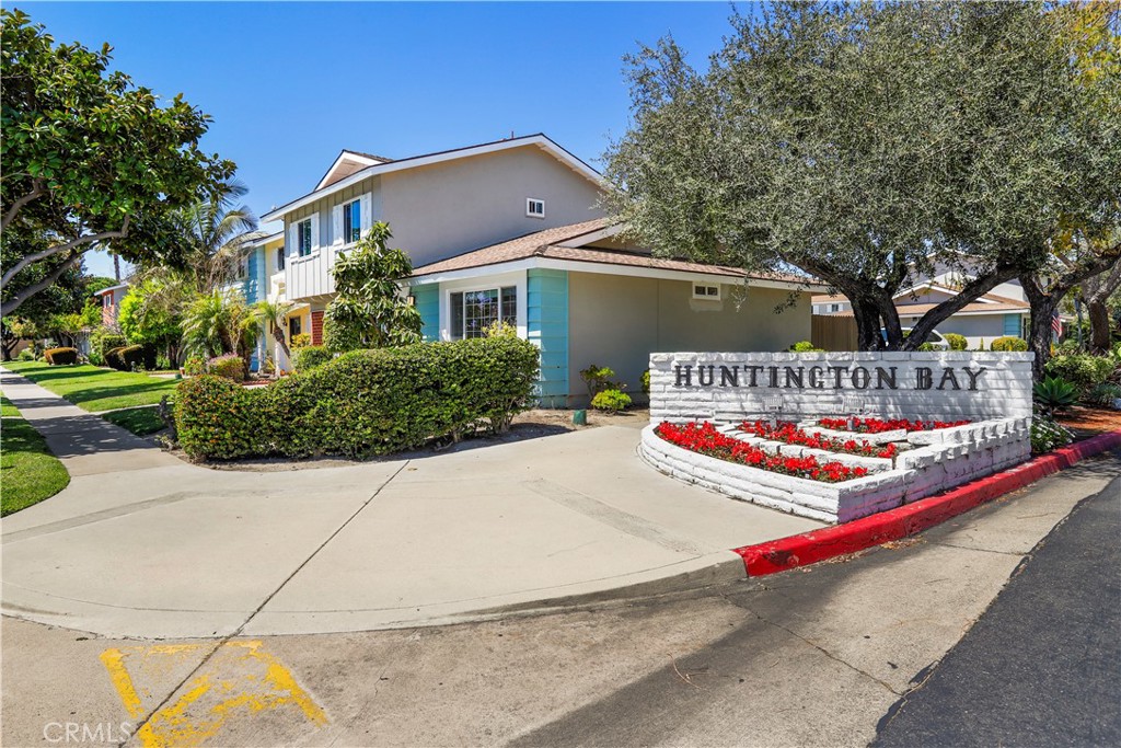 10164 Disney Circle