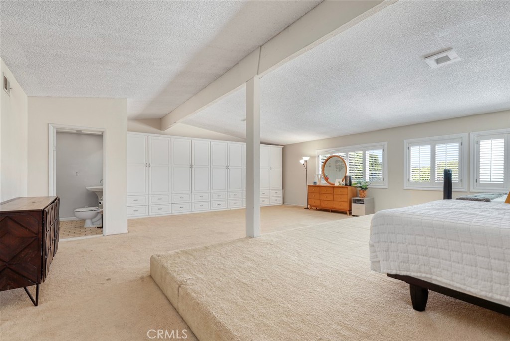 21052 Amberwick Lane