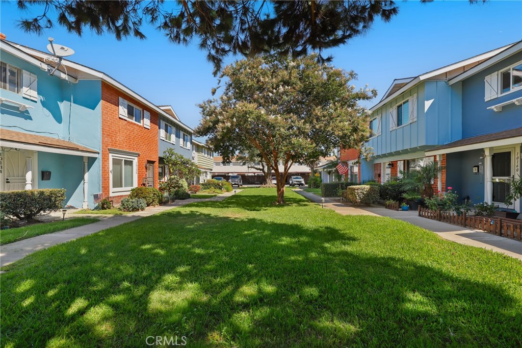 10160 Ascot Circle