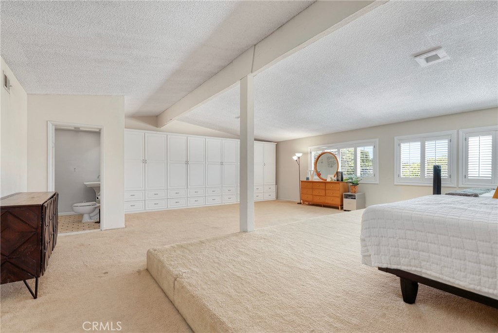 21052 Amberwick Lane