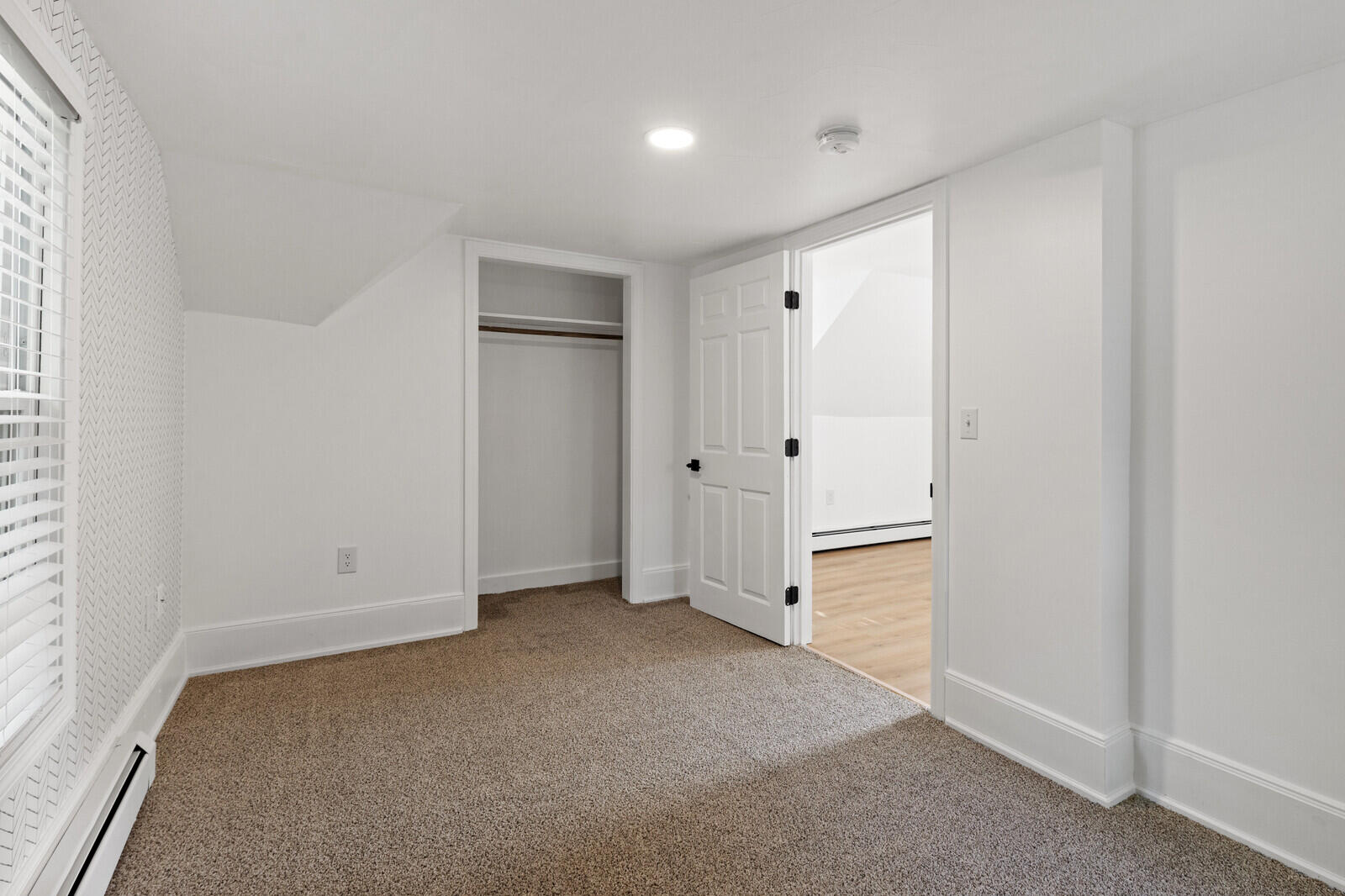 19 Woodman Avenue