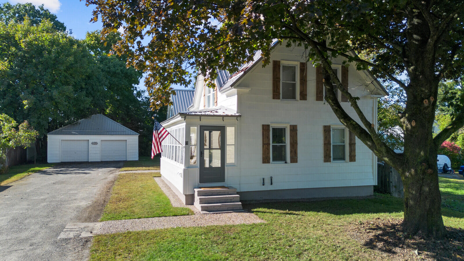 19 Woodman Avenue