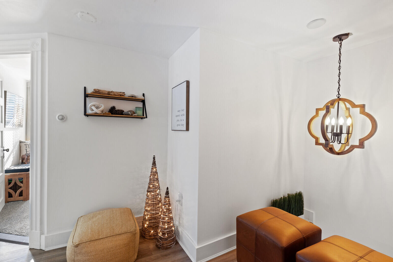 19 Woodman Avenue
