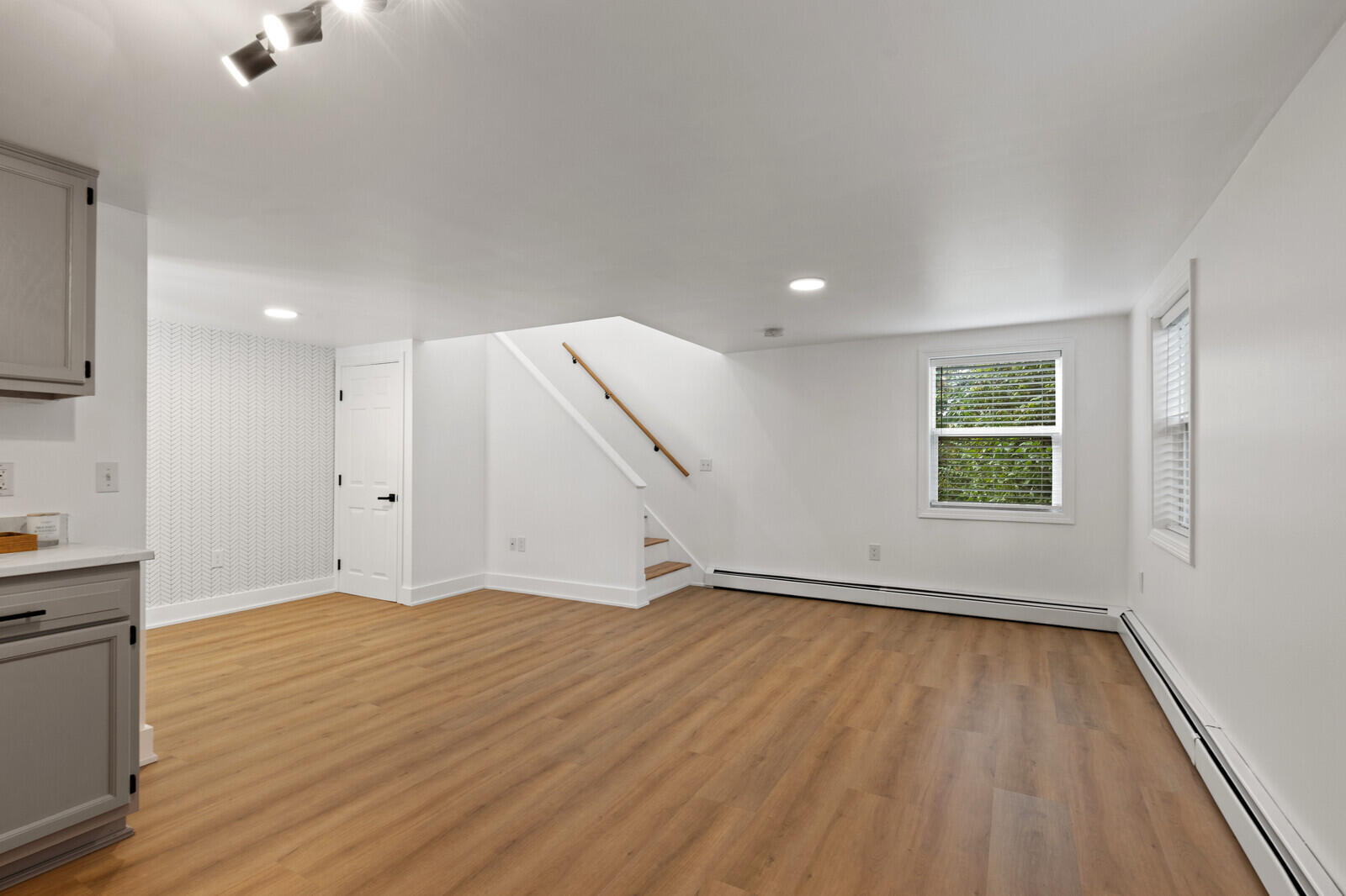 19 Woodman Avenue