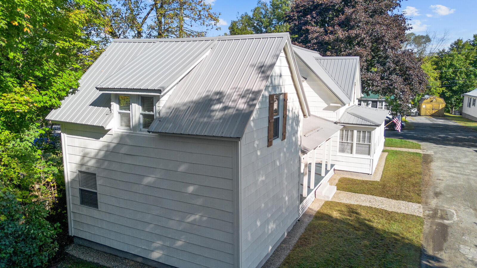 19 Woodman Avenue