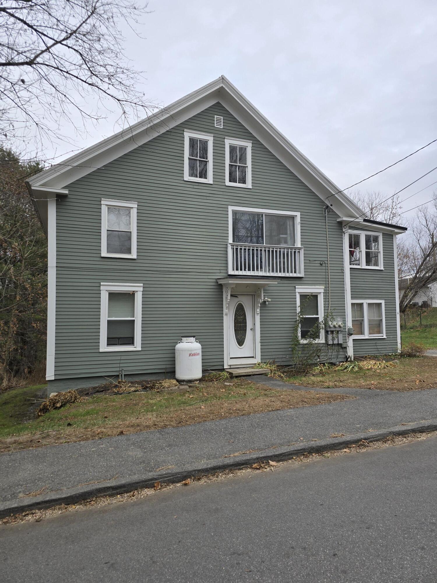 46 E East School Street