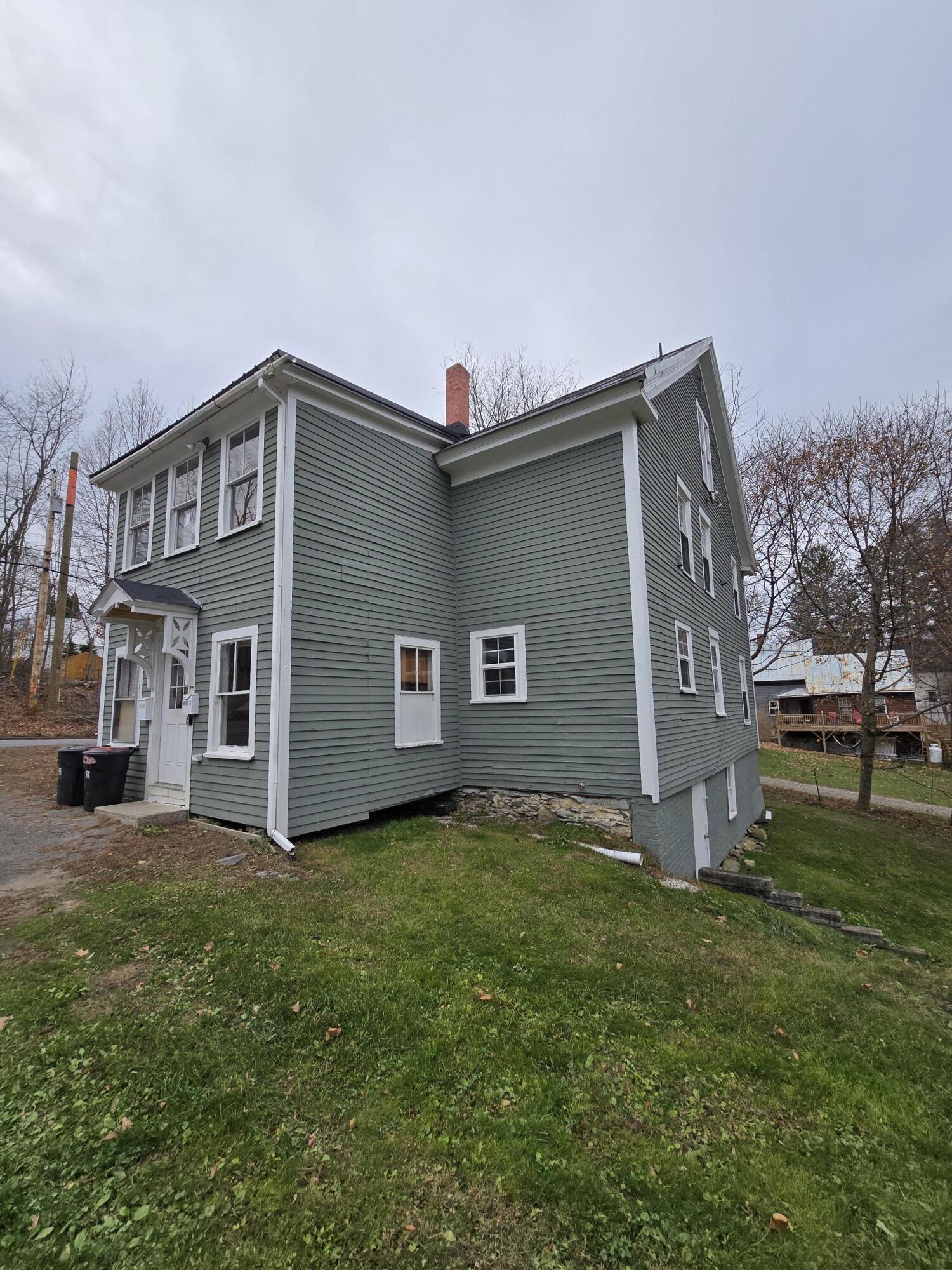 46 E East School Street