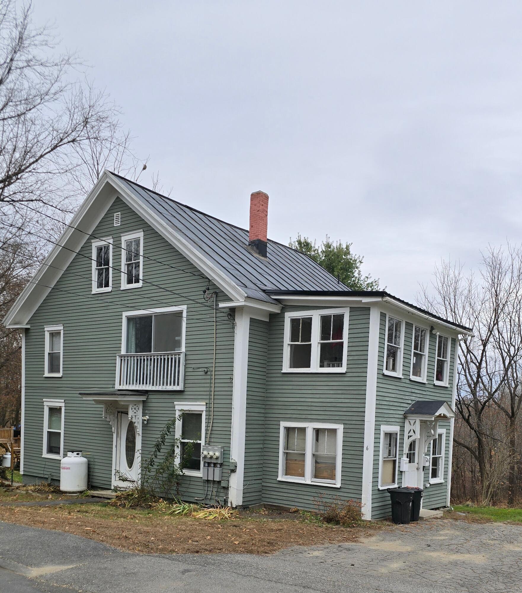 46 E East School Street