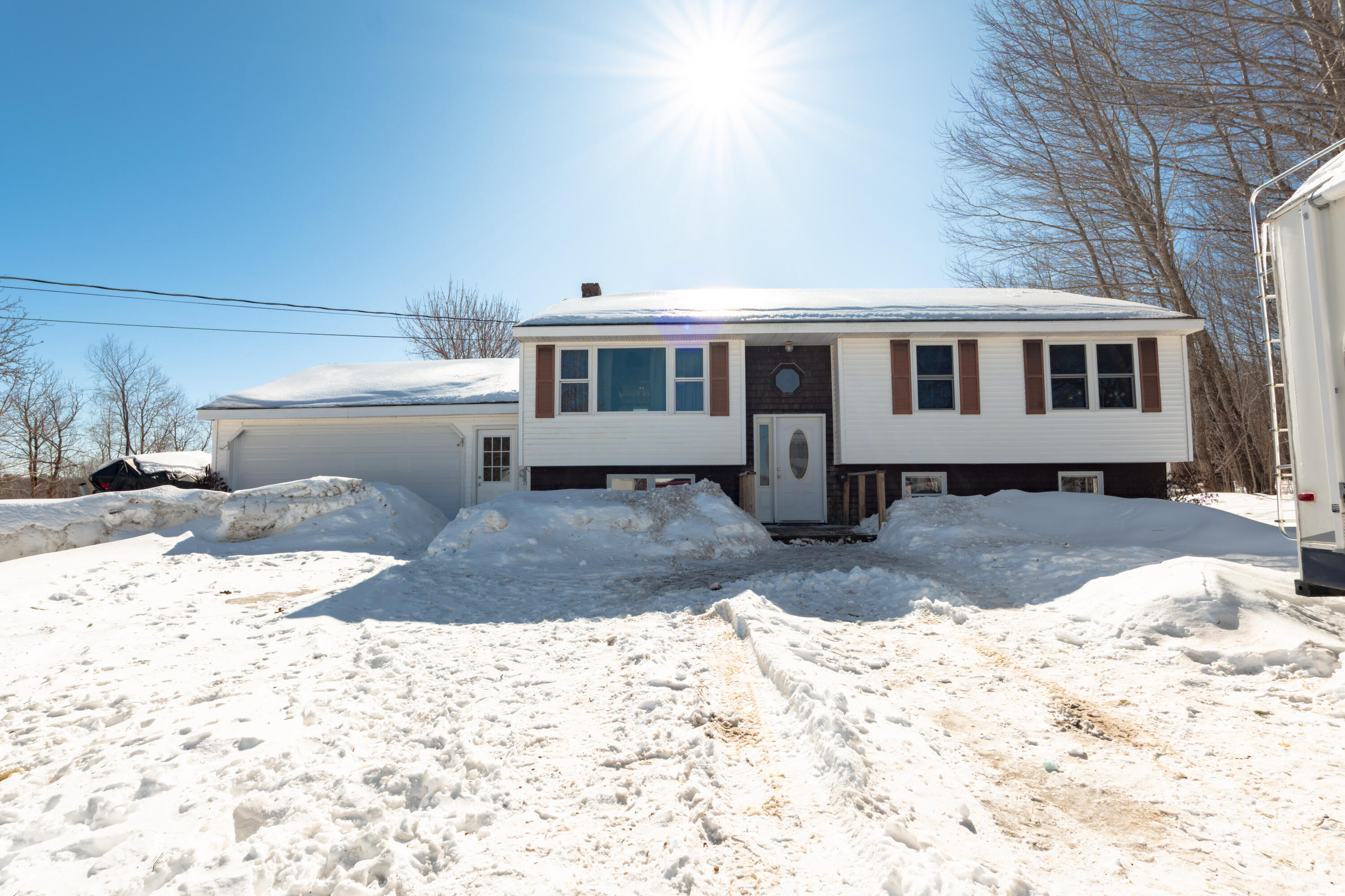 21 Marsh Road