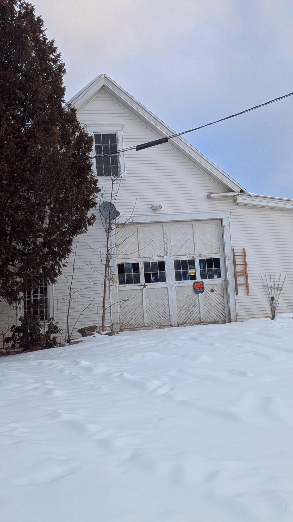 1037 Warren Hill Road