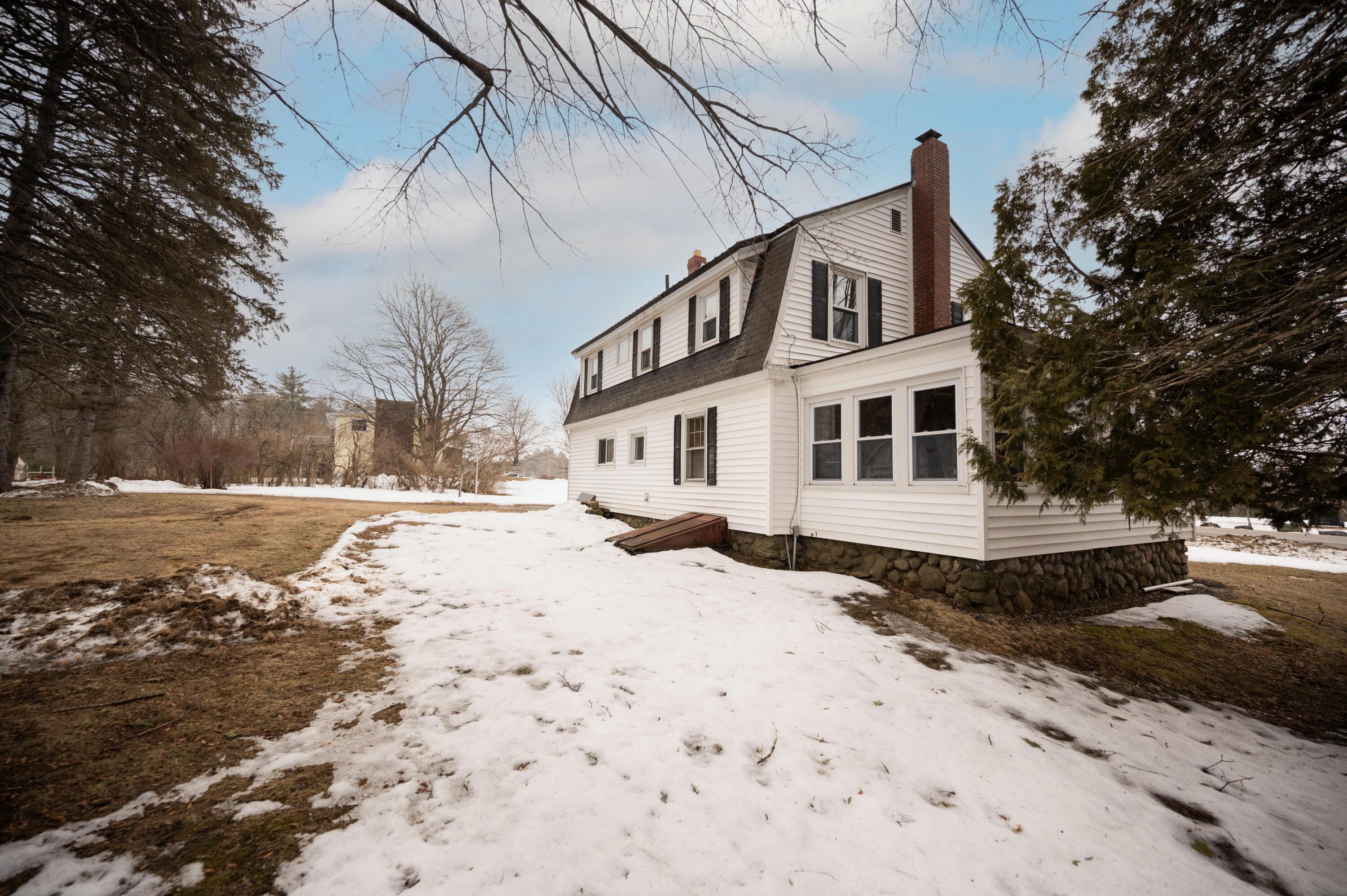 351 Roosevelt Trail